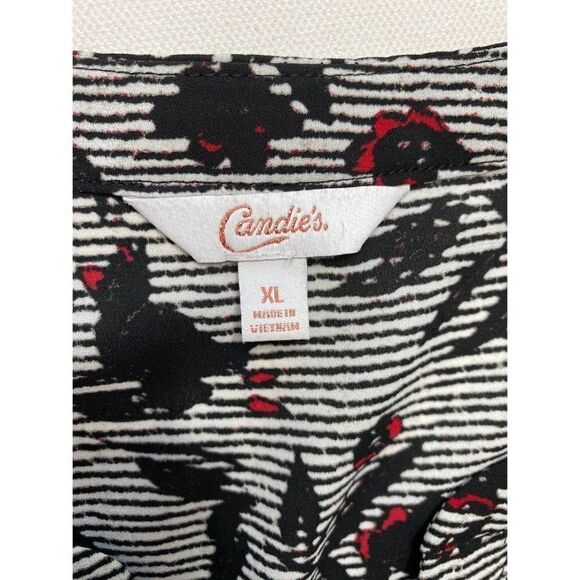 Candie's Blouse Top Women's XL Black White Red Button-Front Split-Neck Floral‎ - Picture 10 of 12